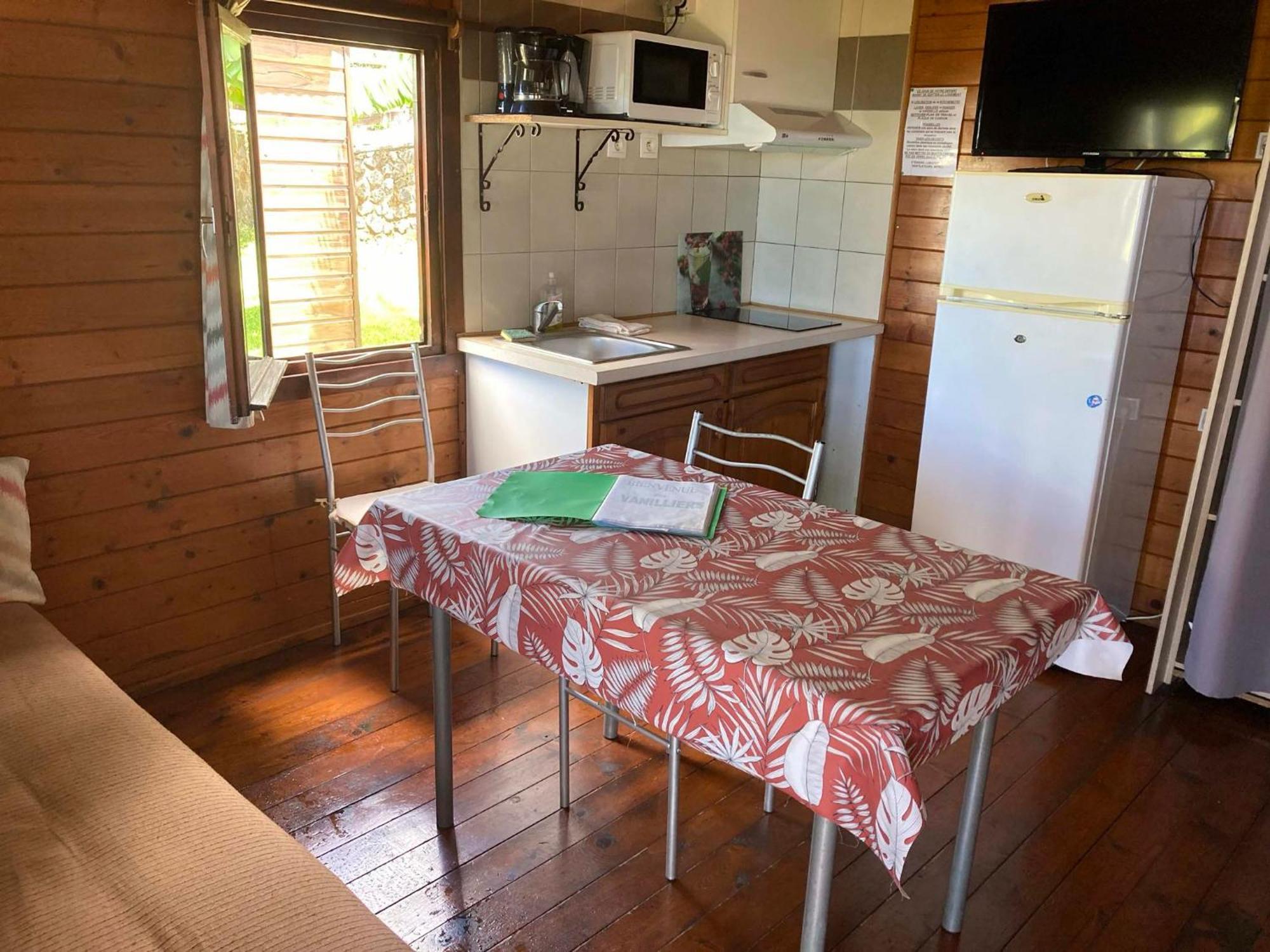 Les Bungalows Les Vanilliers, Sud Sauvage Avec Piscine Saint-Joseph Esterno foto